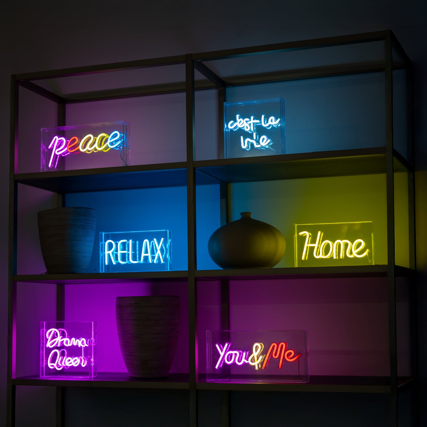 Insegna Neon con scritta decorativa