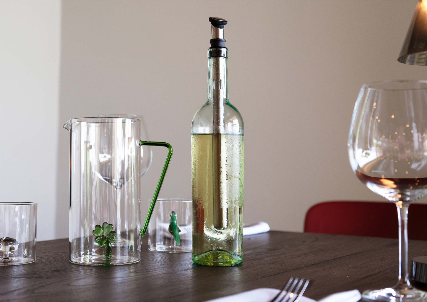 Stick raffredda vino con tappo e beccuccio versatore