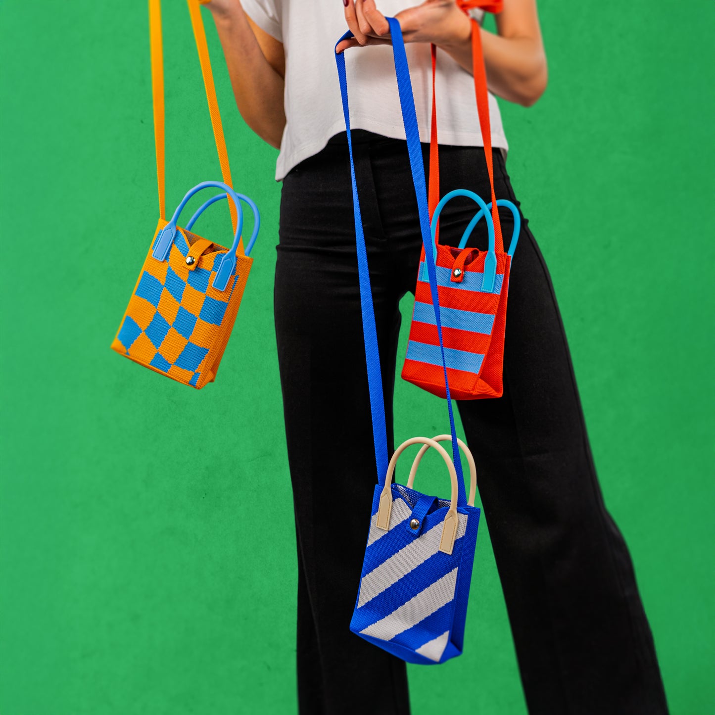 Portacellulare lavorato a maglia