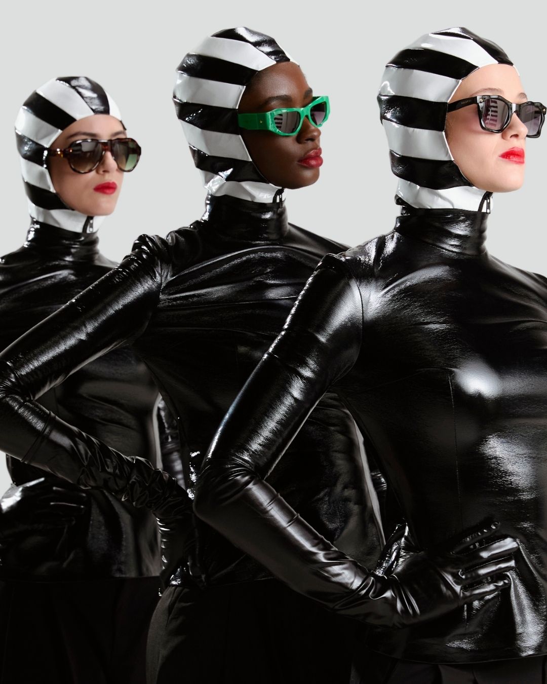 custom-slideshow-image-mobile-block_ab8Lfr